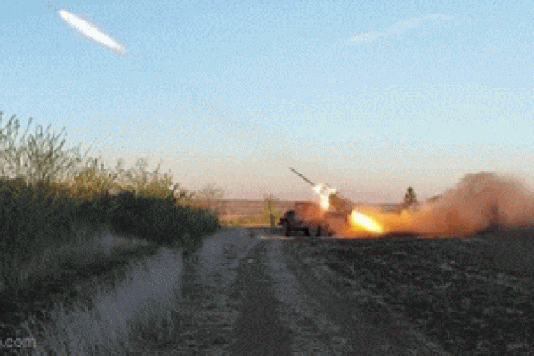Nga tấn công căn cứ không quân Aviatorskoe bằng tên lửa Iskander-M