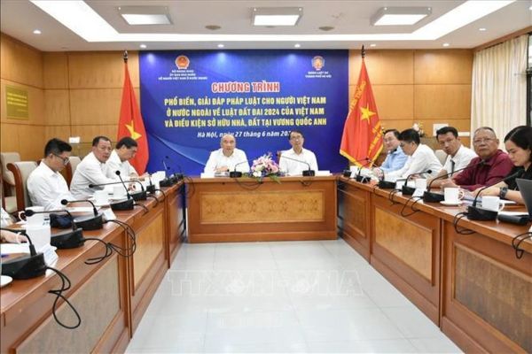 Phổ biến, giải đáp Luật Đất đai 2024 tới cộng đồng người Việt Nam ở nước ngoài