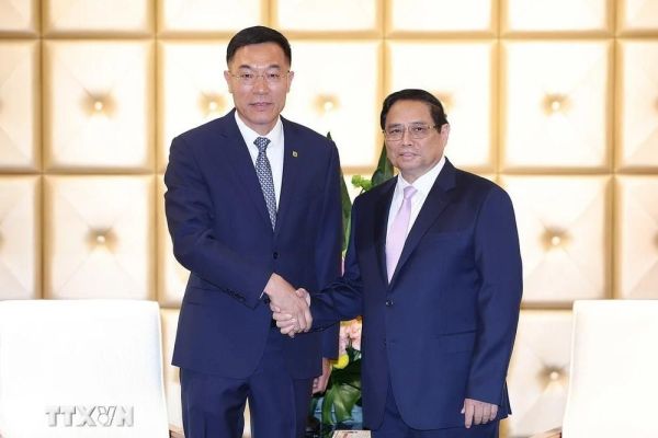 Thủ tướng Phạm Minh Chính tiếp một số doanh nghiệp Trung Quốc