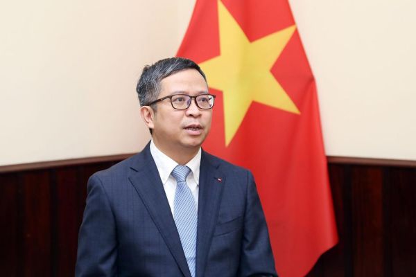 Thủ tướng tham dự WEF Đại Liên: Truyền thông điệp Việt Nam là điểm đến hấp dẫn
