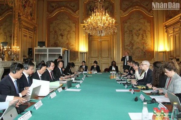 Việt Nam và Pháp xác định hướng hợp tác ưu tiên thời gian tới