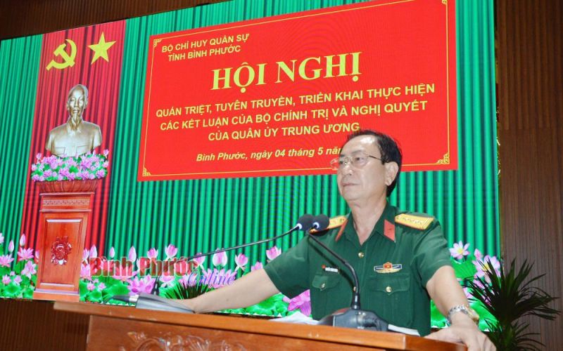 Bộ CHQS tỉnh Bình Phước học tập chính trị và thông tin thời sự nổi bật
