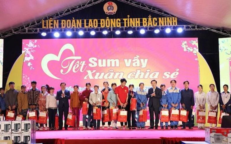 Phó Thủ tướng Trần Hồng Hà dự Tết sum vầy cùng công nhân lao động tỉnh Bắc Ninh