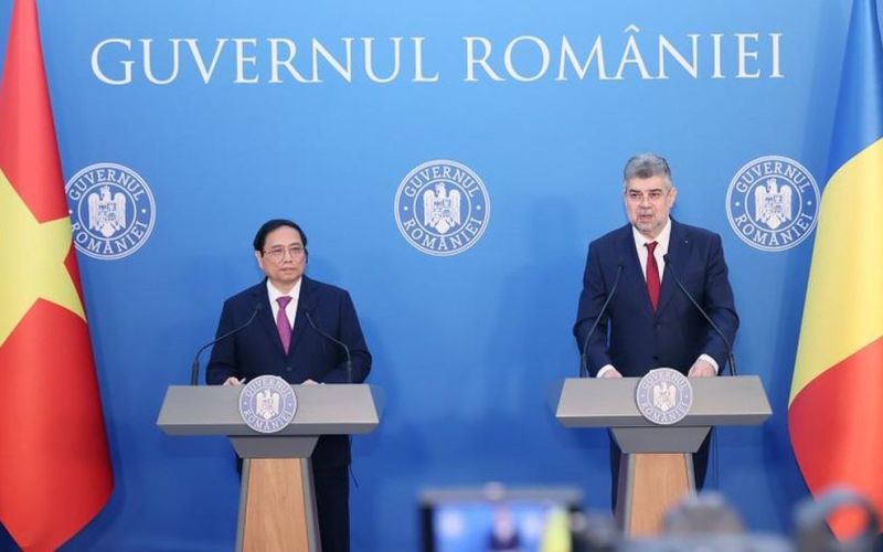 Thủ tướng: Việt Nam - Romania đang ở thời điểm 'thiên thời, địa lợi, nhân hòa'
