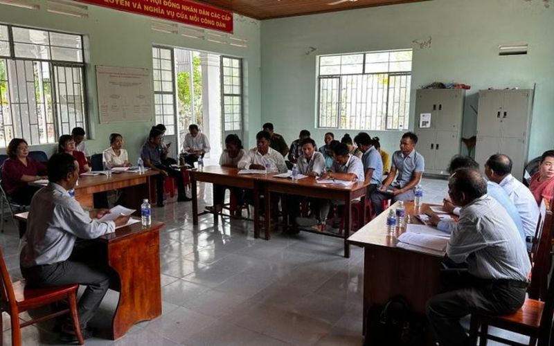 Trưởng ban Dân vận Tỉnh ủy Phạm Thị Tố Hải dự sinh hoạt thường kỳ tại Chi bộ buôn Ma Rôk và tổ dân phố 5