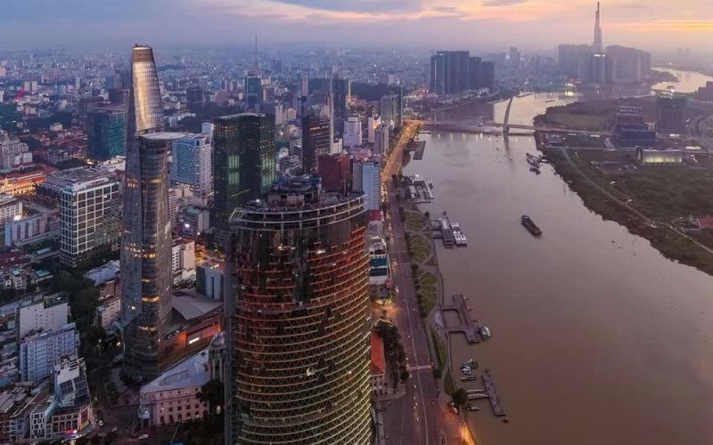 UOB dự báo Việt Nam tăng trưởng 6% năm nay