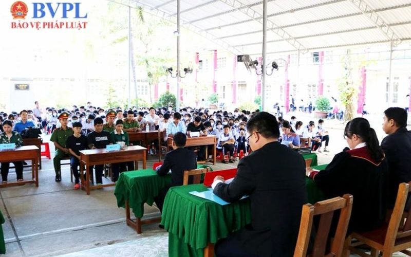 VKSND huyện Cai Lậy phối hợp tổ chức phiên tòa giả định tuyên truyền pháp luật