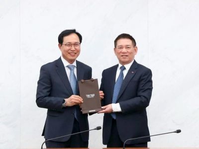 Bộ trưởng Hồ Đức Phớc đánh giá cao kết quả hoạt động của Samsung tại Việt Nam