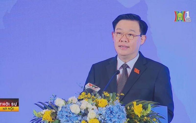 Chủ tịch Quốc hội dự Diễn đàn Chính sách tại Thượng Hải