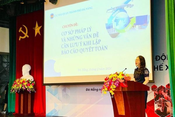 Đà Nẵng: Tháo gỡ khó khăn cho gần 100 doanh nghiệp về báo cáo quyết toán hải quan