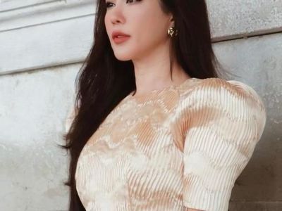 Dinh thự đồ sộ như lâu đài của 'Hoa hậu thơm nhất showbiz Việt'