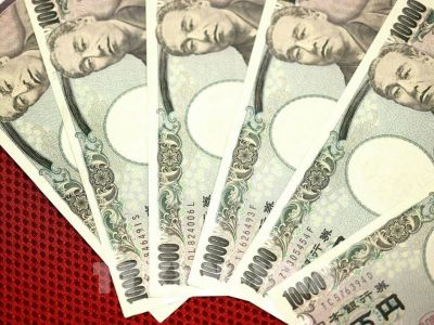 Đồng yen giảm, người tiêu dùng Nhật Bản lao đao