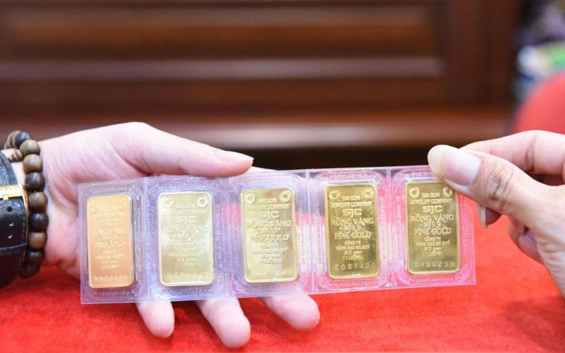 Giá vàng hôm nay ngày 24/4: Bỏ mặc thế giới, vàng SJC tăng vọt