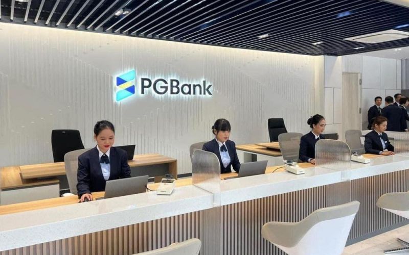 Hai nhân sự cấp cao PGBank xin từ nhiệm trước thềm Đại hội cổ đông