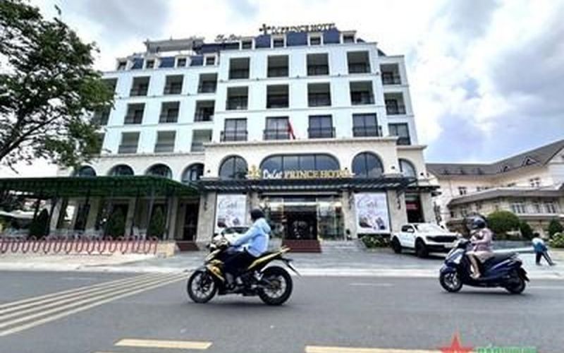Khách sạn Dalat Prince tại Đà Lạt đã bị thu hồi giấy phép nhưng vẫn hoạt động