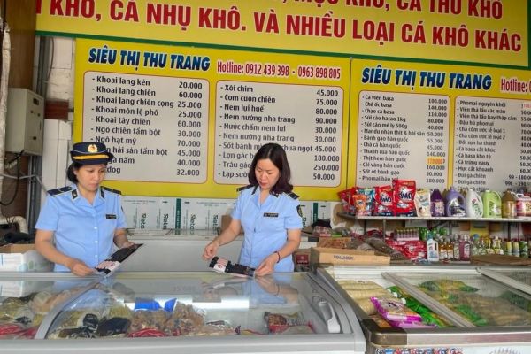 Quảng Ninh phát hiện và thu giữ hàng nghìn sản phẩm thực phẩm nhập lậu