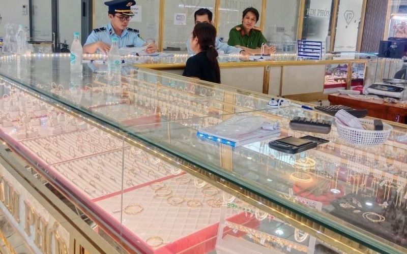 Tây Ninh: Phát hiện sai phạm tại tiệm vàng Kim Phón, huyện Châu Thành
