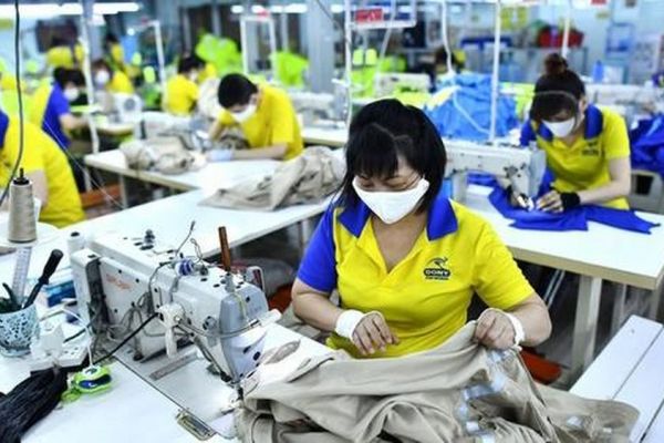 Từ 1/7/2024, người lao động khu vực Hà Nội đón tin vui về tăng lương tối thiểu vùng?