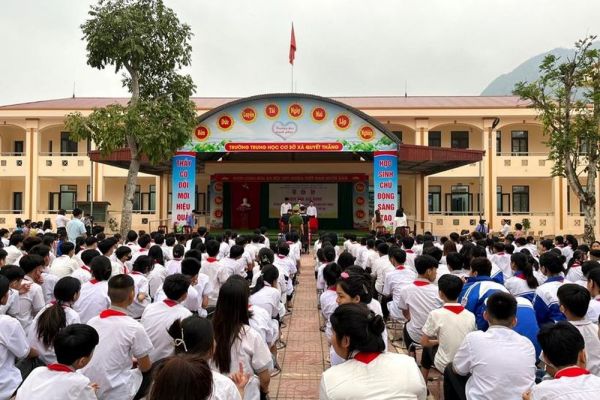 VKSND huyện Hữu Lũng tổ chức phiên tòa giả định tuyên truyền pháp luật cho học sinh